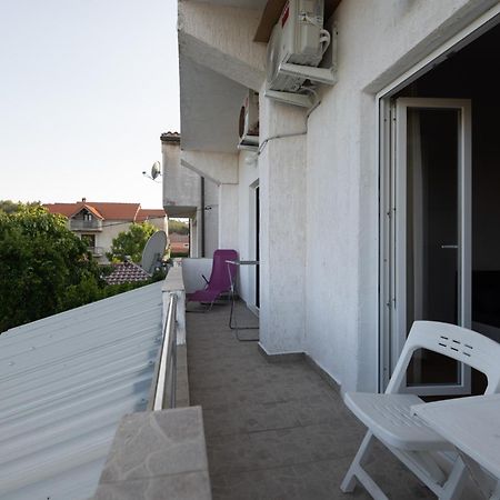 Marina'S Apartments Ražanac Δωμάτιο φωτογραφία