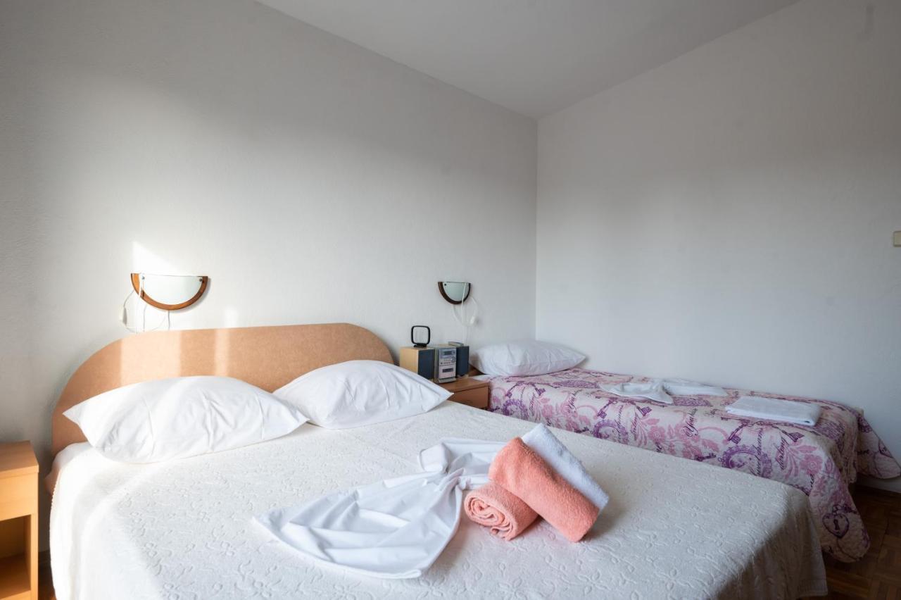 Marina'S Apartments Ražanac Εξωτερικό φωτογραφία