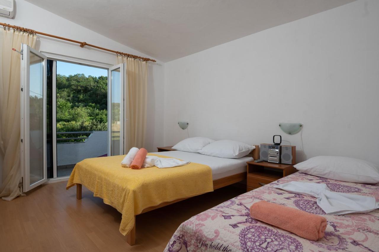 Marina'S Apartments Ražanac Εξωτερικό φωτογραφία
