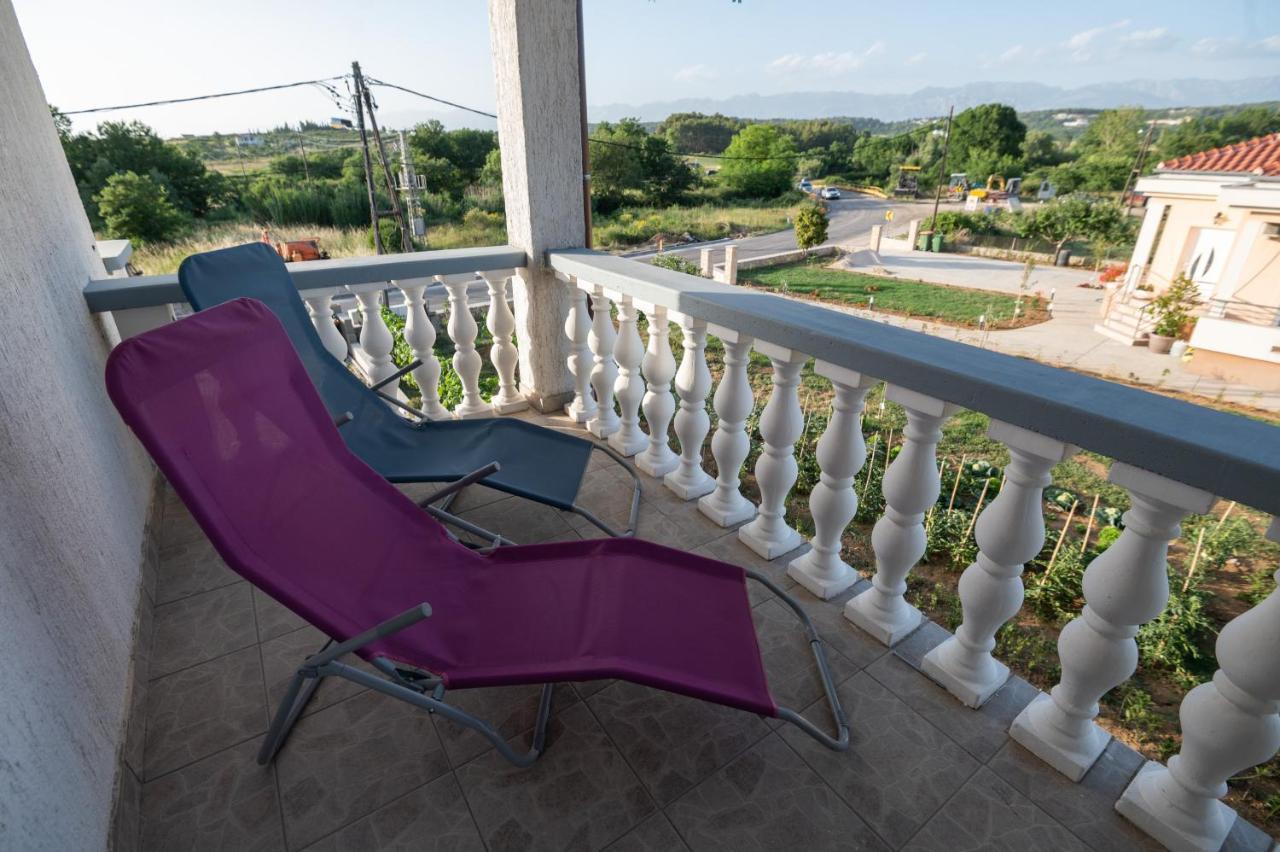 Marina'S Apartments Ražanac Εξωτερικό φωτογραφία